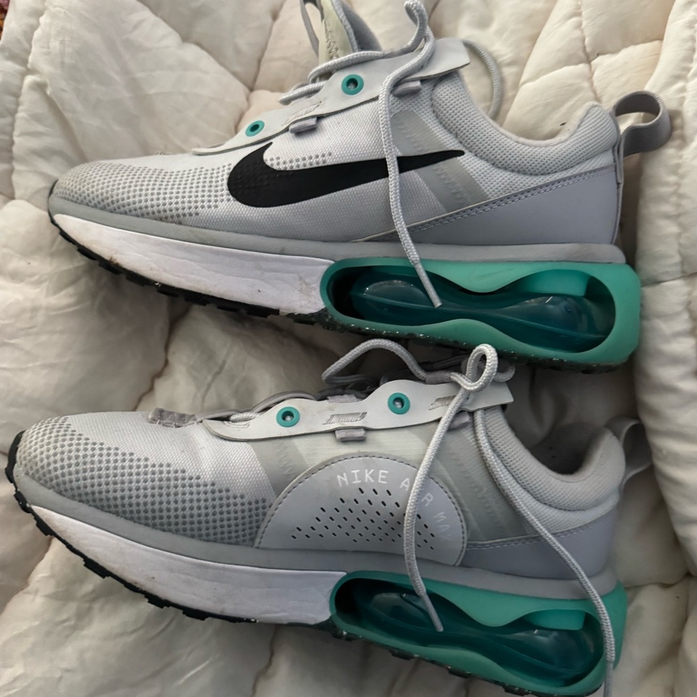 women’s size 9 nikes